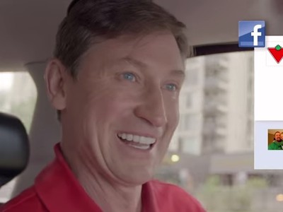 Wayne Gretzky vyrazil do ulíc Edmontonu po obvinení, že je 