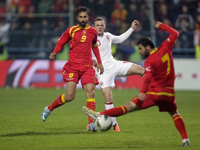 Wayne Rooney, Mirko Vučinič