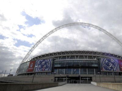 Wembley zostane v stredu