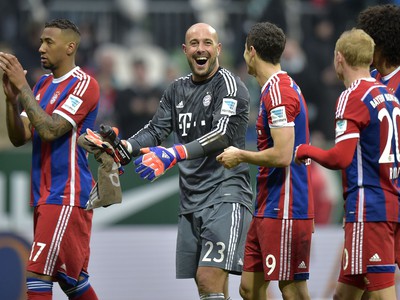 Pepe Reina si odbil premiéru v bránke Bayernu