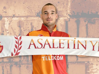 Wesley Sneijder po podpise s Galatasarayom
