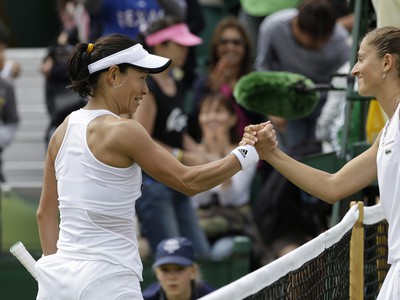 Kimiko Dateová-Krummová a Alexandra Cadantová