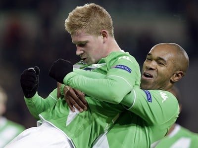 Kevin De Bruyne sa stal hrdinom Wolfsburgu