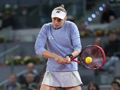 Jelena Rybakinová počas semifinále turnaja WTA v Madride