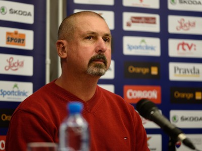 Tréner hokejovej reprezentácie Slovenska Zdeno Cíger