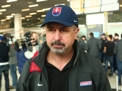 Tréner slovenských hokejistov Zdeno Cíger pred odletom na majstrovstvá sveta do Petrohradu