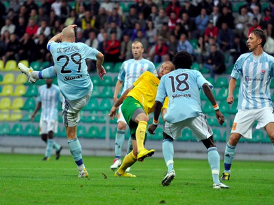 Radek Dosoudil odkopol loptu
