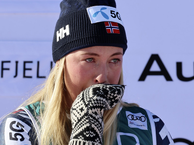 Nórsky lyžiarka Kajsa Vickhoffová Lieová ovládla zjazd v Kvitfjelli 