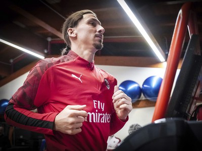 Zlatan Ibrahimovič počas fyzických testov po príchode do Milána