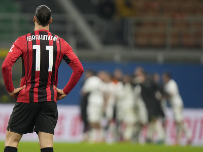 Frustrovaný Zlatan Ibrahimovič po prehre milánskeho AC