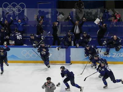 Víťazné oslavy hokejistov Fínska po zisku zlata