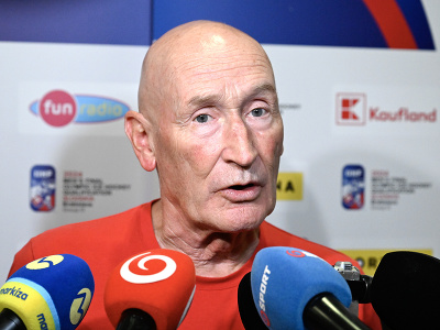 Tréner Craig Ramsay odpovedá