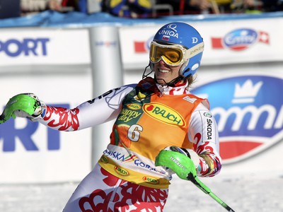Veronika Zuzulová