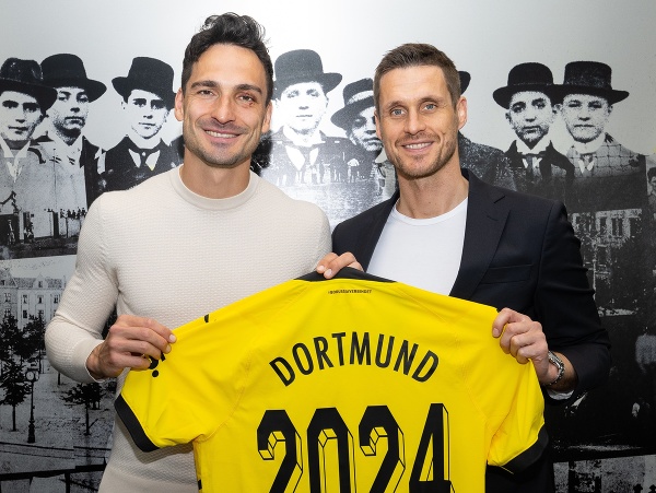 Mats Hummels predĺžil o rok zmluvu s Dortmundom 
