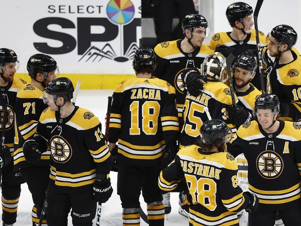 Radosť hokejistov Bostonu Bruins