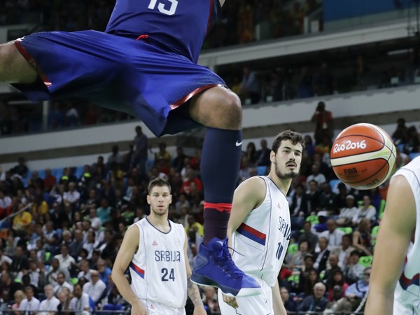 Carmelo Anthony sa presadzuje vo finálovom súboji proti Srbsku