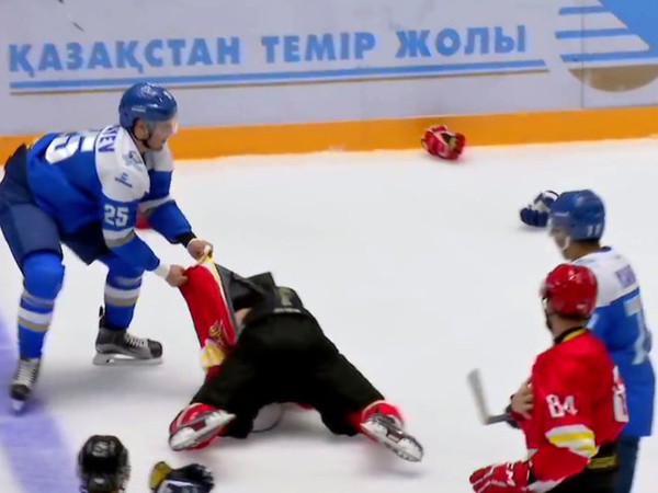 Damir Ryspajev si v KHL už nezahrá