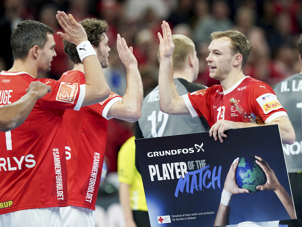 Hráč zápasu Mathias Gidsel a víťazné oslavy hádzanárov Dánska