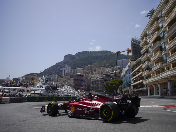 V prvom tréningu na VC Monaka bol najrýchlejší domáci Leclerc