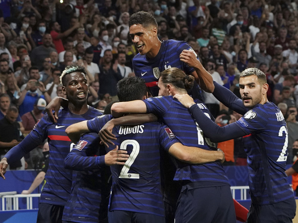 Francúzski futbalisti sa radujú