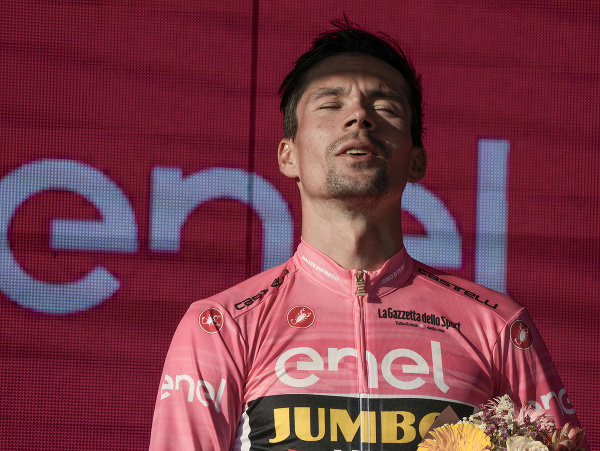 Slovinský cyklista Primož Roglič po výhre na tohtoročnom Giro d'Italia