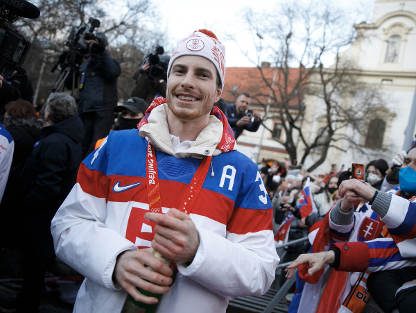 Hráč slovenskej hokejovej reprezentácie Peter Cehlárik 