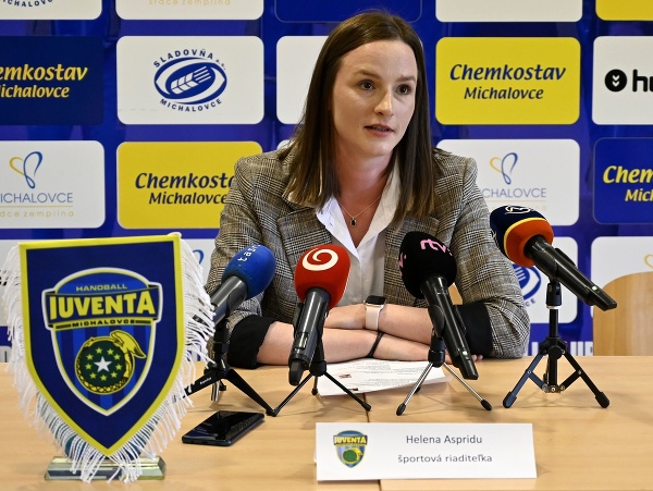 Na snímke nová športová riaditeľka klubu Iuventa Michalovce Helena Aspridu