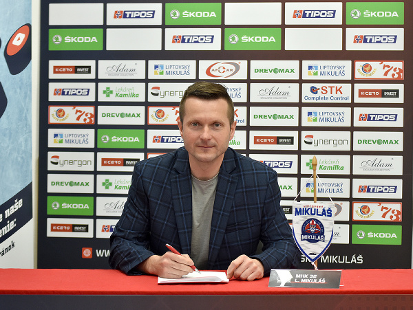 Novým hlavným trénerom hokejistov MHk 32 Liptovský Mikuláš sa stal Ján Šimko