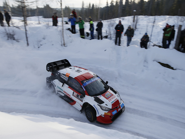 Fínsky automobilový jazdec Kalle Rovanperä sa stal v nedeľu víťazom Rely Švédska