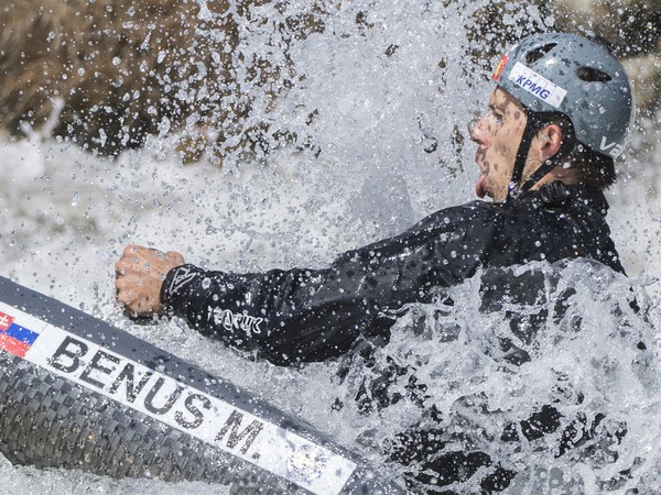 Slovenský reprezentant vo vodnom slalome Matej Beňuš počas tréningu na Divokej vode v bratislavskom Čunove