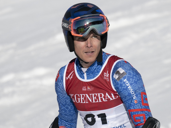 Na snímke slovenský lyžiar Martin Hyška