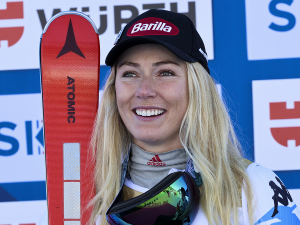 Mikaela Shiffrinová sa raduje z víťazstva v obrovskom slalome na MS v lyžovaní
