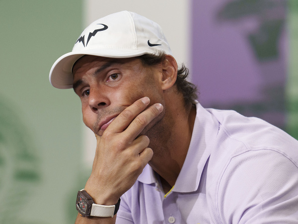 Rafael Nadal sa odhlásil z Wimbledonu pred semifinálovým súbojom s Kyrgiosom