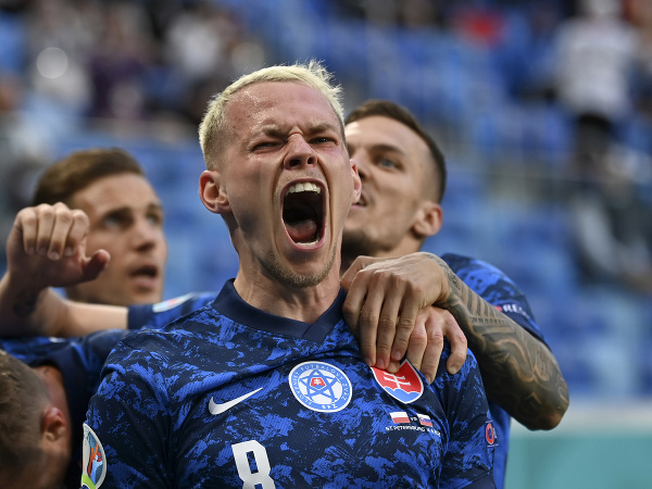 Ondrej Duda sa raduje po slovenskom góle