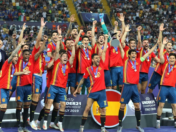 Španielski futbaloví reprezentanti do 21 rokov získali piatykrát v histórii titul majstra Európy