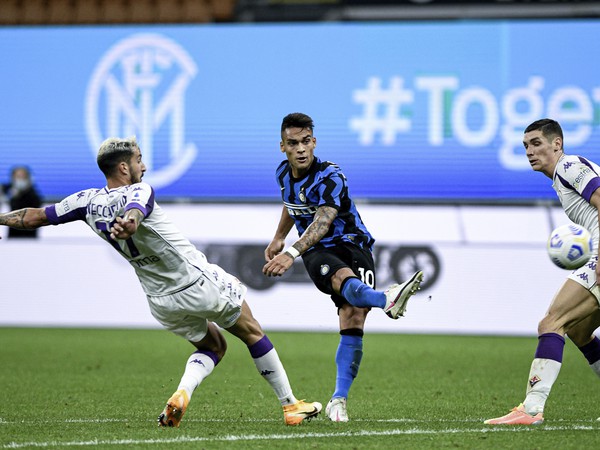Lautaro Martínez dáva gól Interu