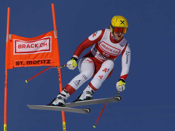 Rakúska lyžiarka Nina Ortliebová počas tréningu zjazdu v St. Moritzi