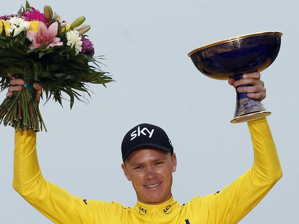 Chris Froome sa po štvrtý raz stal víťazom slávnej Tour de France