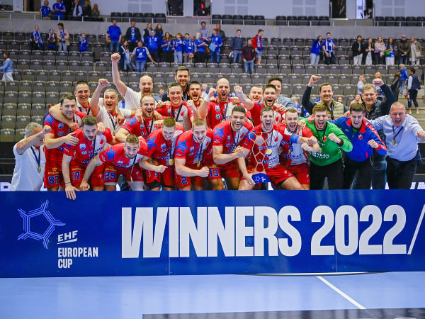 Hádzanári tímu Vojvodina Novi Sad sa stali víťazmi Európskeho pohára v sezóne 2022/23 po víťazstve nad klubom Närbö IL