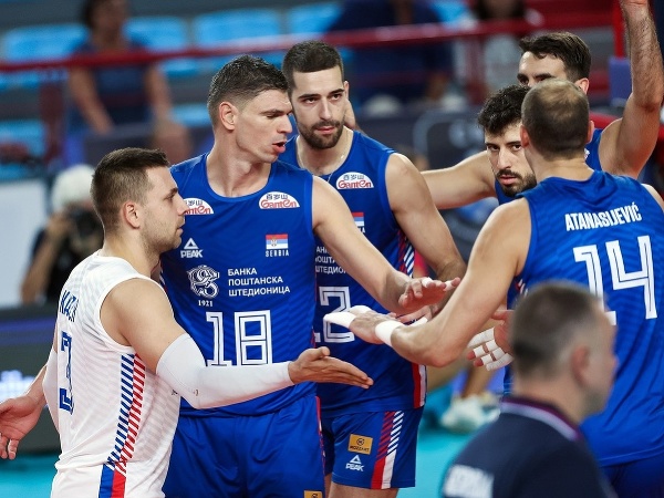 Volejbalisti Srbska zvíťazili v nedeľňajšom osemfinálovom zápase ME v Bari nad Českom 