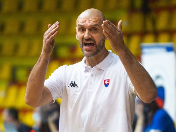 Tréner slovenskej basketbalovej reprezentácie Žan Tabak