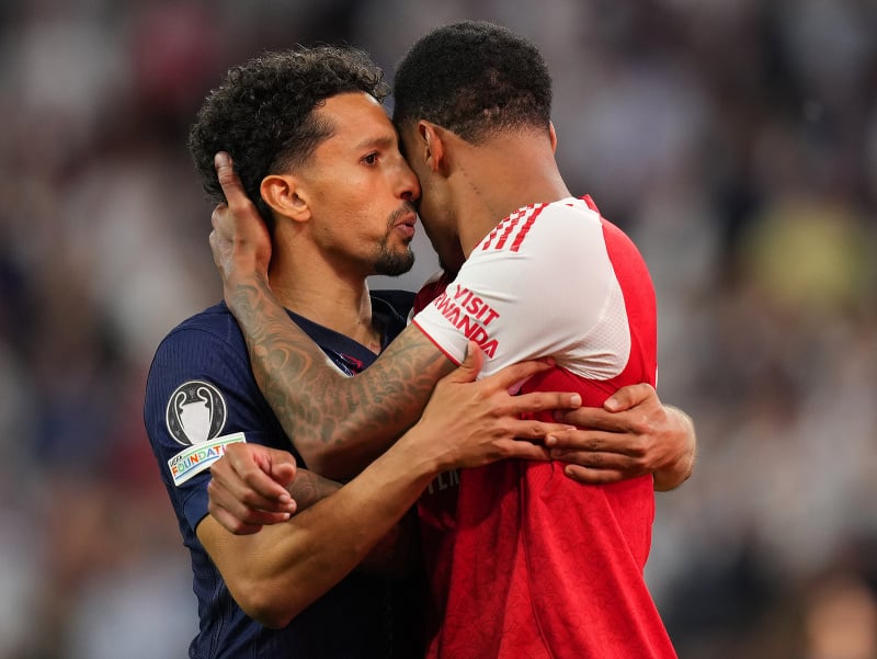 VIDEO Iní už oslavovali, on nie: Obdivuhodné gesto kapitána PSG ohúrilo aj hviezdu Arsenalu