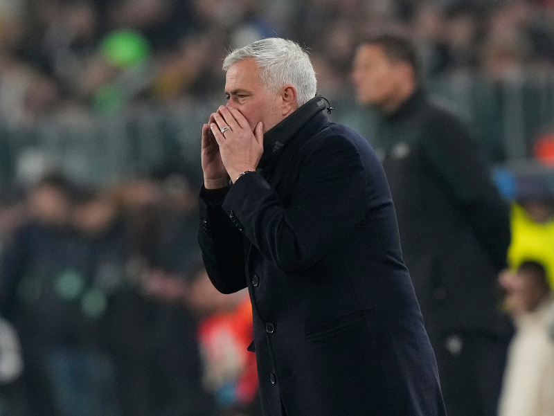 Volebná kampaň, ako sa patrí: Mourinho pôjde do Realu Madrid iba pod jednou podmienkou