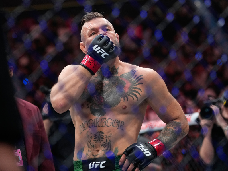 VIDEO Veľký návrat McGregora v UFC skončil už po minúte: Som úplne na dne