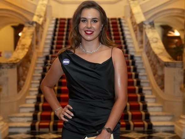 FOTO Ale im to sluší! Wimbledonský bál opäť nesklamal, Nosková si zatancovala so Sinnerom