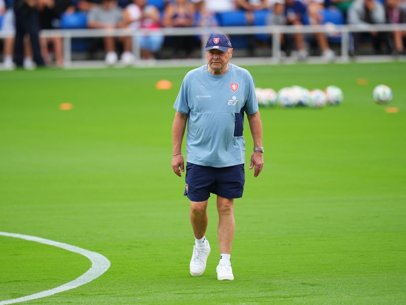 Vraj už podpísal dvojročnú zmluvu: Český futbal vytasil nečakané meno na post kouča repre