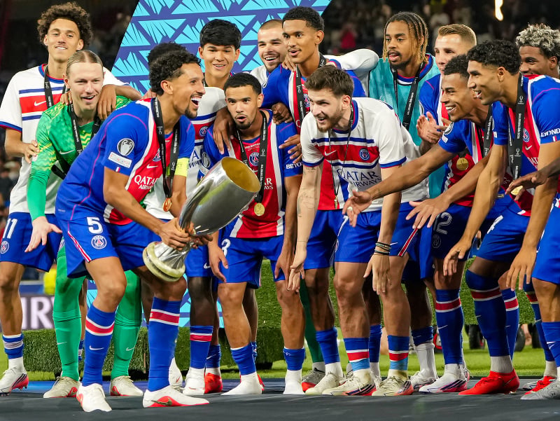 PSG oslavuje Superpohár, no Enrique už myslí na ďalšie trofeje: Chceme vyhrať všetko