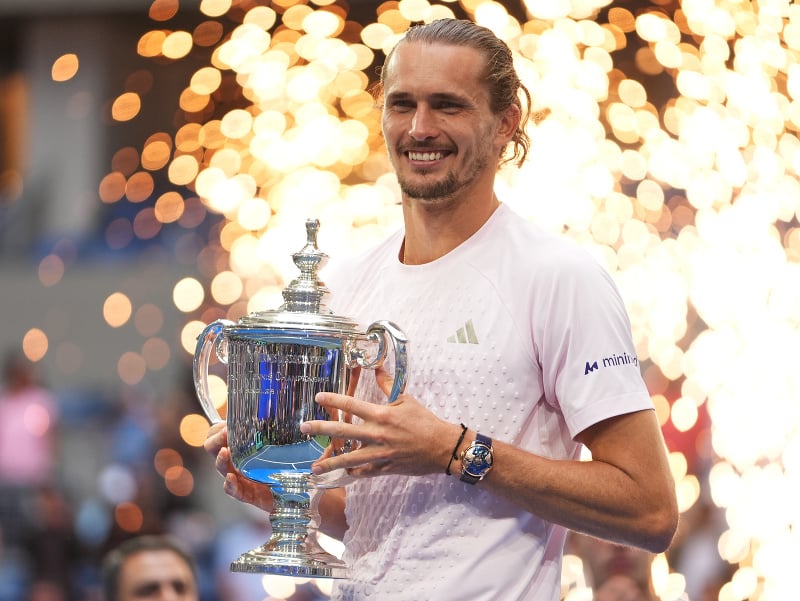 VIDEO Zničil americký sen: Zverev vo finále zdolal Sheltona a oslavuje druhý grandslamový titul