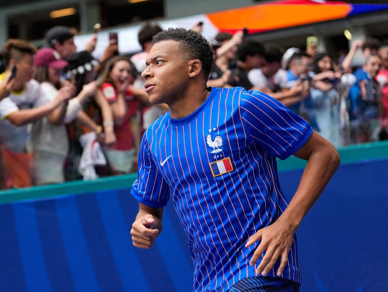 VIDEO Škrt cez rozpočet pre Francúzsko a Real: Mbappé trpí zranením, ktoré môže byť vleklé
