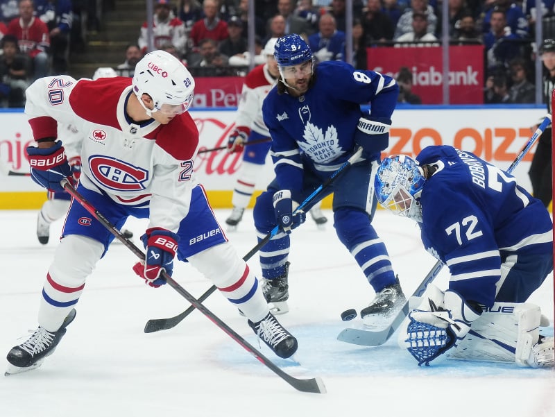 VIDEO NHL je späť! Úspešný vstup Montrealu so Slafkovským, obhajca Stanley Cupu začal zle
